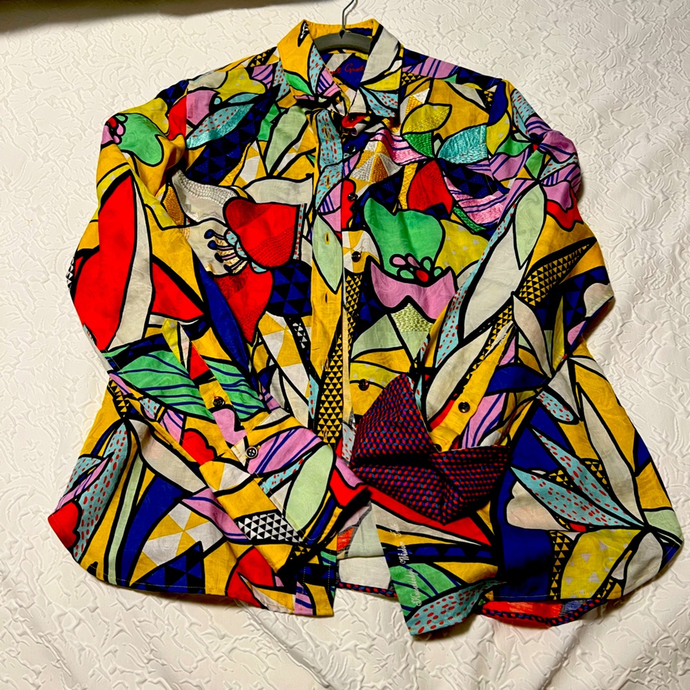 Limited Edition Robert Graham women’s blouse
